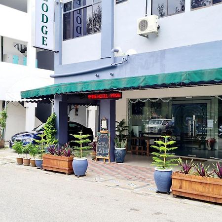 Pine Lodge By Evr Previously Yss Indrawasih Perai Ngoại thất bức ảnh