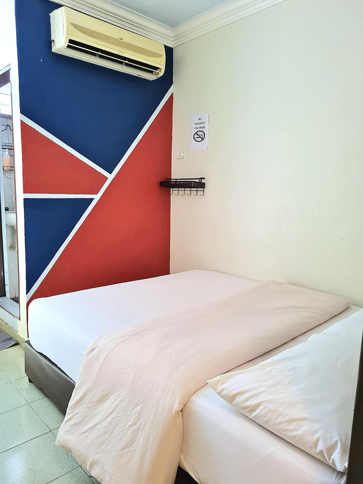 Pine Lodge By Evr Previously Yss Indrawasih Perai Ngoại thất bức ảnh